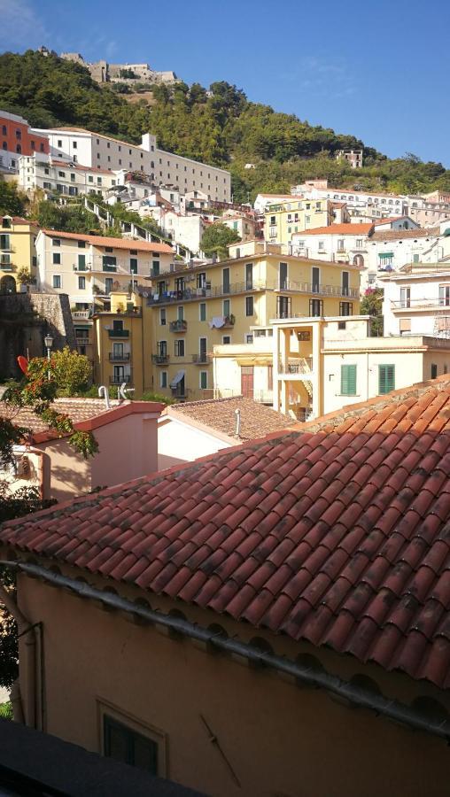 Luciani 33 Luxury Rooms Salerno Eksteriør bilde