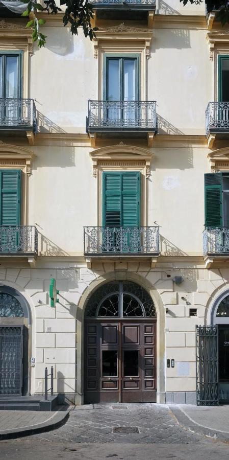 Luciani 33 Luxury Rooms Salerno Eksteriør bilde