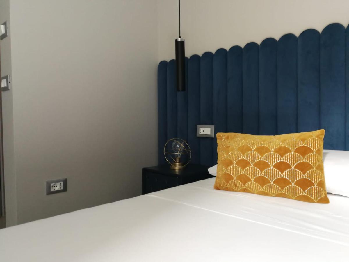 Luciani 33 Luxury Rooms Salerno Eksteriør bilde